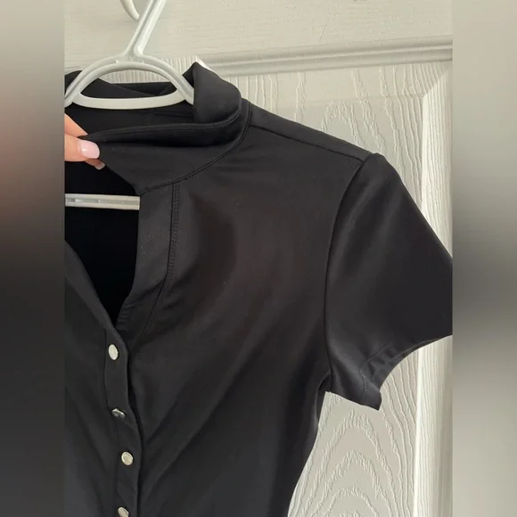 POLO BODYCON ROMPER BLACK SIZE SMALL SHORTS AND SHORT SLEEVE WITH BUTTONS - Picture 9 of 10
